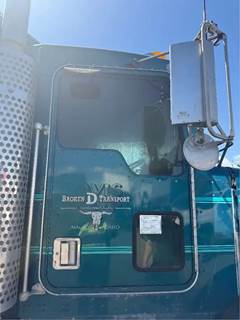 Kenworth T800 Right Door