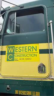 Kenworth T800 Left Door