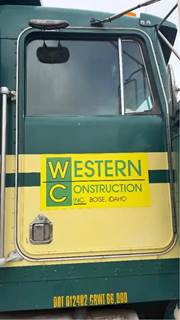 Kenworth T800 Right Door