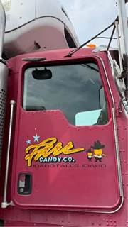Kenworth T800 Right Door