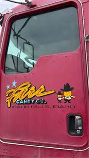 Kenworth T800 Left Door