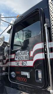 Kenworth T800 Left Door