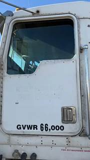 Kenworth T800 Left Door