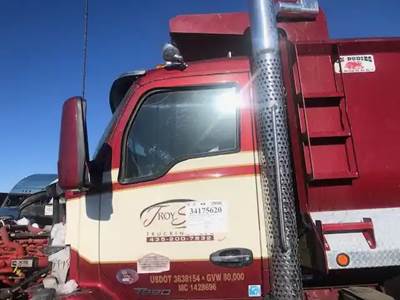 Kenworth T880 Left Door