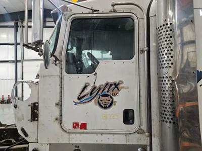 Kenworth W900 Left Door