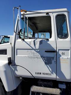 Mack CS200P Left Door