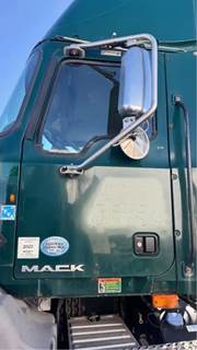 Mack Pinnacle CXU612 Left Door for a 2017 Mack CXU612