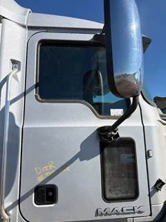 Mack Pinnacle CXU613 Right Door for a 2018 Mack CXU613