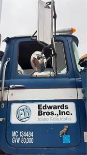 Mack RS600 Right Door