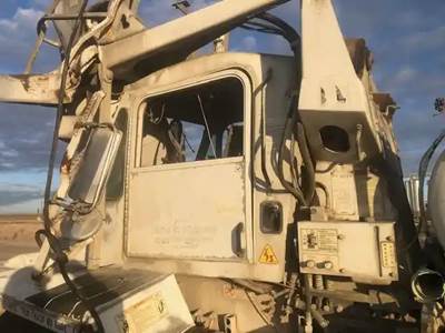 Oshkosh H-series Left Door