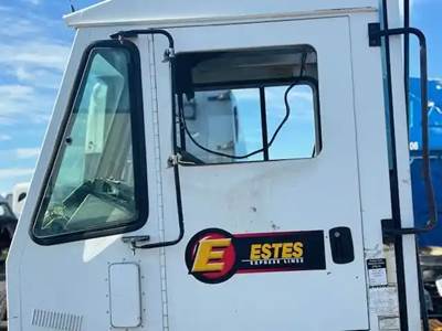 Ottawa COMMANDO CYT30 Left Door for a 2006 Ottawa CYT 30