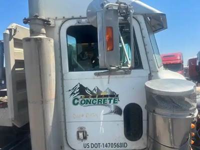 Peterbilt 379 Right Door