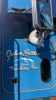 Peterbilt 379 Right Door