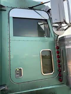 Peterbilt 389 Right Door