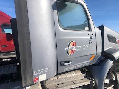 Peterbilt 579 Right Door