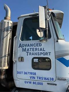 Volvo AUTOCAR ACL64 Right Door