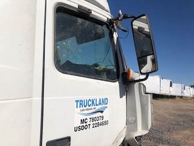 Volvo VNL Right Door