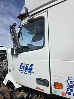 Volvo VNL Left Door