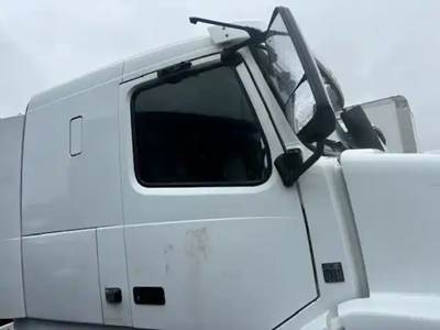 Volvo VNL Right Door