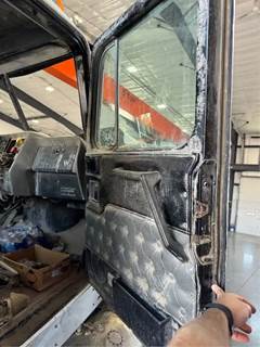 Western Star 6900 Right Door