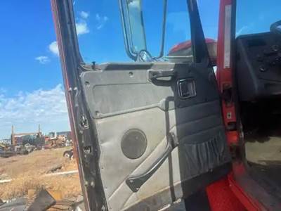 Western Star 6900 XD Left Door
