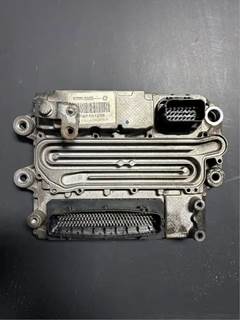 Detroit DD15 Engine Control Module (ECM) for a 2013 Freightliner Cascadia 125