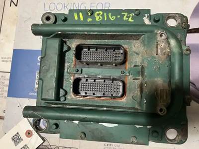 Volvo VED12 Engine Control Module (ECM) for a 2006 Volvo VNL