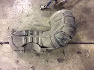 International DT466E Engine Part for a 2002 International 4300-4400