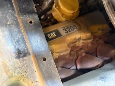 Caterpillar 3208 Engine for a 1978 International Harvester CO1850