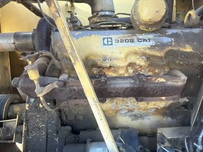 Caterpillar 3208T Engine - 240 HP, ARR/CPL 9N6482