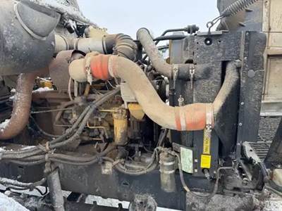 Caterpillar 3306 Engine for a 1999 Volvo WG