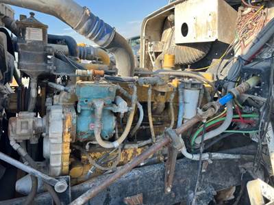 Caterpillar 3406B Engine for a 1988 Freightliner FC60