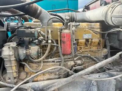 Caterpillar 3406B Engine for a 1991 Peterbilt 379