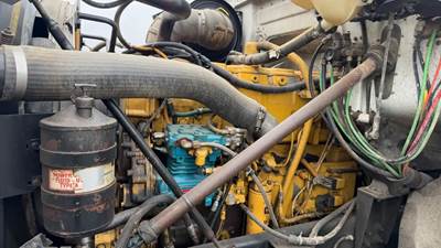 Caterpillar 3406E Engine for a 1996 Volvo AUTOCAR ACL64
