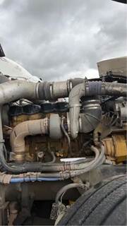 Caterpillar 3406E Engine for a 2005 Peterbilt 379