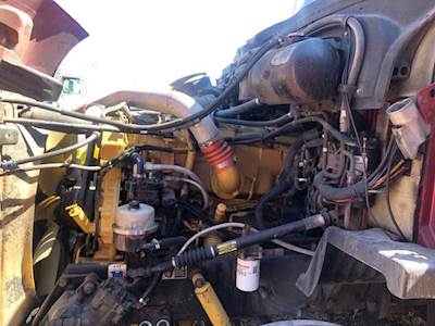 Caterpillar C15 Engine for a 2004 Peterbilt 387