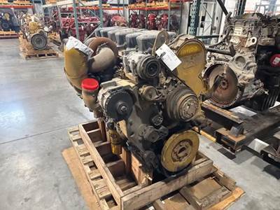 Caterpillar C15 Engine for a 2007 Peterbilt 379