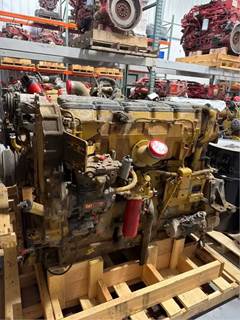 Caterpillar C15 Engine for a 2002 Peterbilt 379