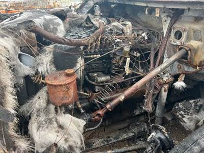 Cummins ISC 8.3 Engine for a 1996 Freightliner FL80