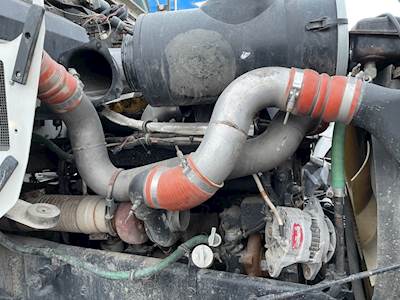 Cummins LTA/ISL Engine for a 1995 Kenworth T400