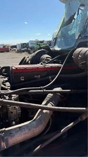 Cummins N14 Engine for a 2001 Freightliner C120