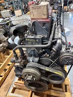 Cummins N14 CELECT PLUS Engine for a 2001 Freightliner C120