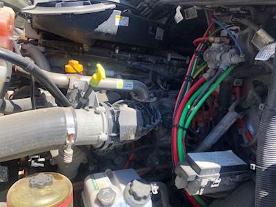 Detroit DD13 Engine for a 2017 Freightliner Cascadia 132