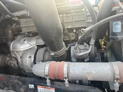 Detroit DD13 Engine for a 2022 Freightliner Cascadia 126