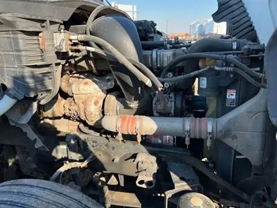 Detroit DD15 Engine for a 2017 Freightliner Cascadia 125