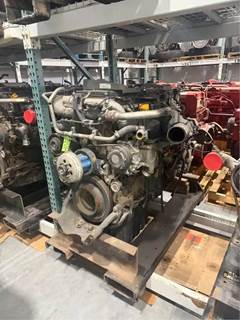 Detroit DD15 Engine for a 2018 Freightliner Cascadia 125