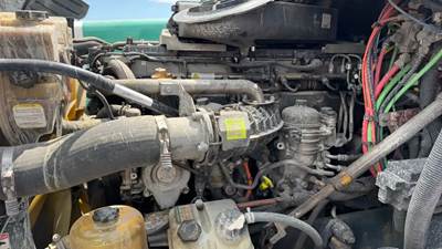 Detroit DD15 Engine for a 2018 Freightliner Cascadia 125