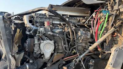 Detroit DD15 Engine for a 2016 Freightliner Cascadia 125