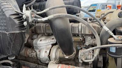 Detroit DD15 Engine for a 2019 Freightliner Cascadia 126