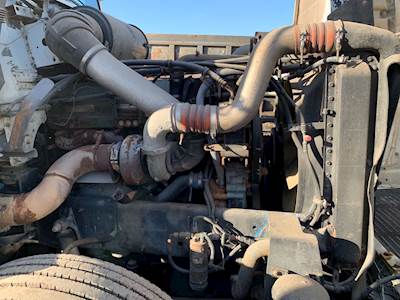 Detroit Series 60 Engine for a 1994 Freightliner FLD120